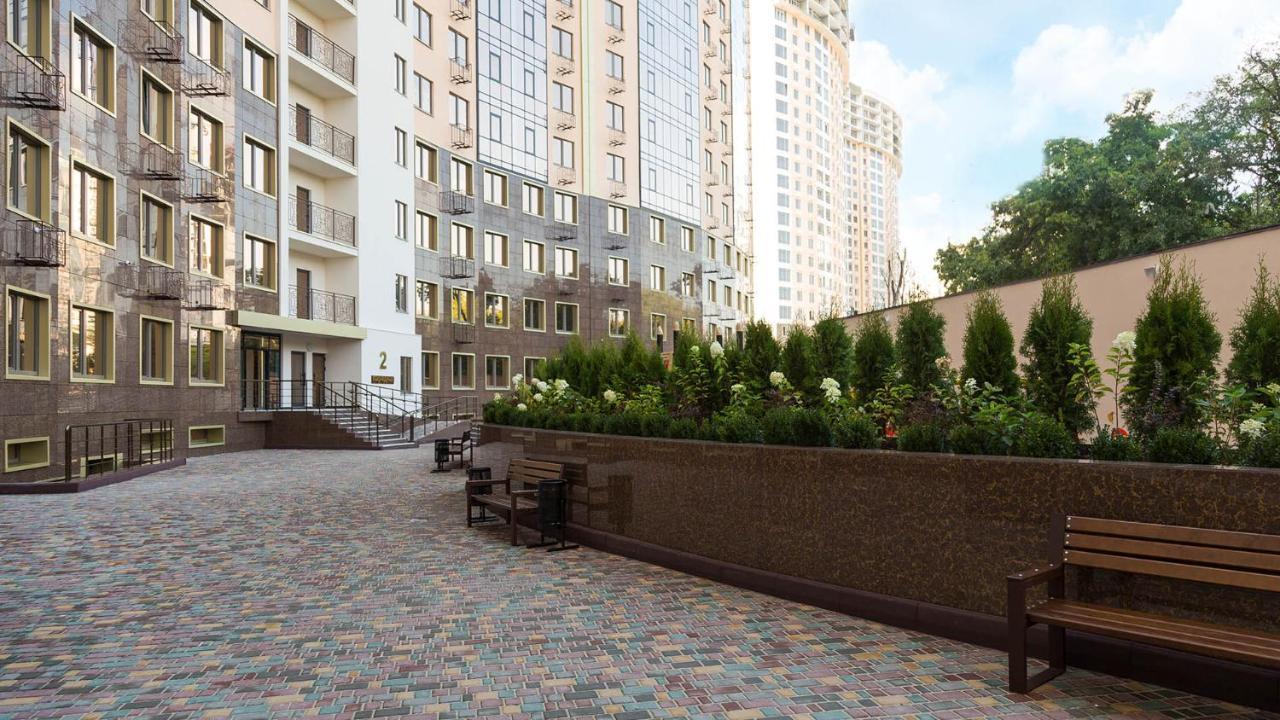 Arcadia Vip Apartments Sea View! Odessa Buitenkant foto