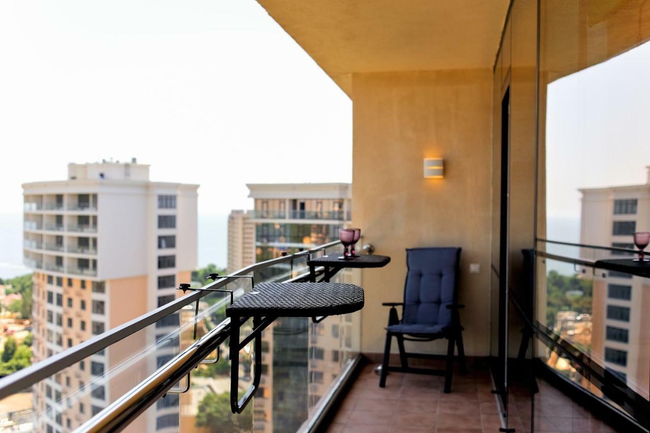 Arcadia Vip Apartments Sea View! Odessa Buitenkant foto