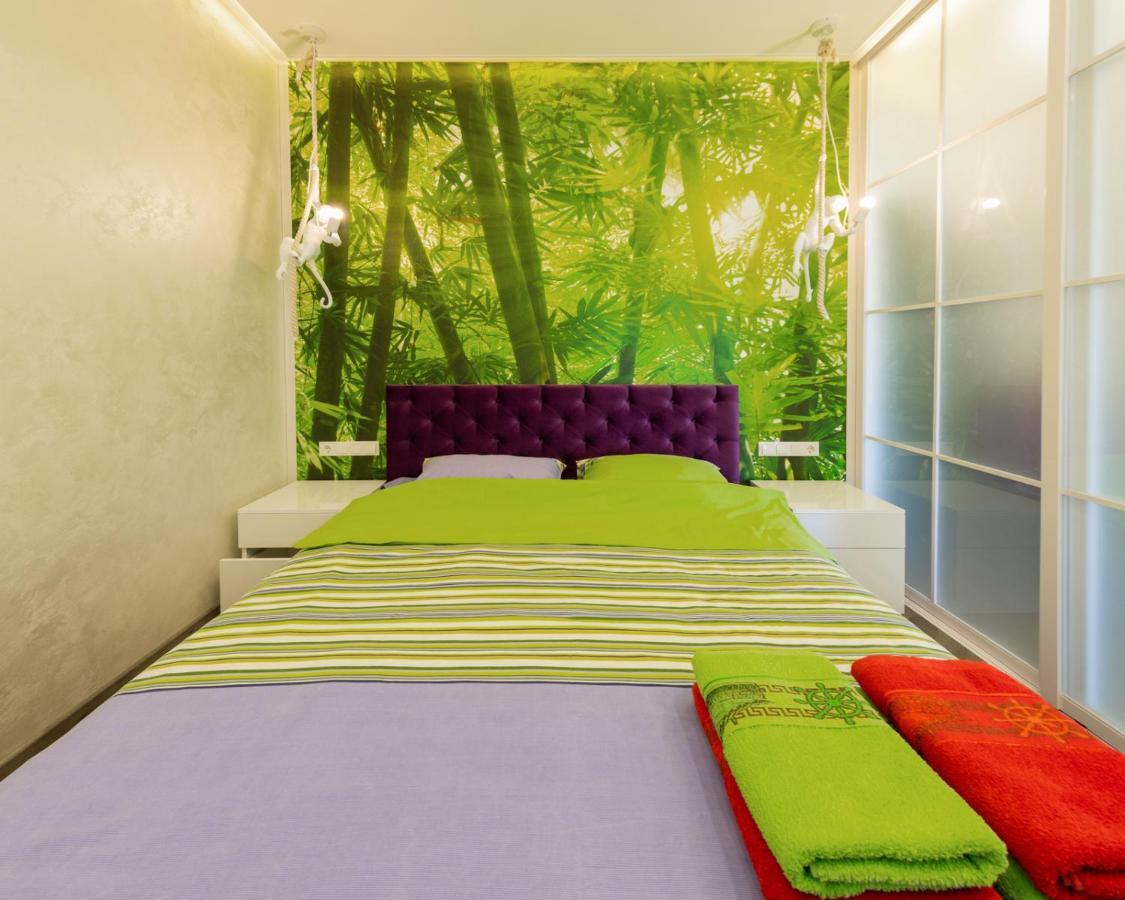 Arcadia Vip Apartments Sea View! Odessa Buitenkant foto